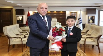 Sekmen koltuğunu Mahmut Alp Sarıca'ya bıraktı