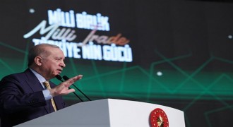 ‘Sinmiyoruz, susmuyoruz, Filistin'i unutmuyoruz’