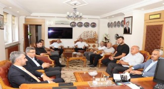 Tarıkdaroğlu Oltu'da temaslarda bulundu