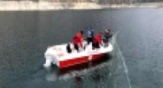 Tekne ile kaçak avcılara denetim