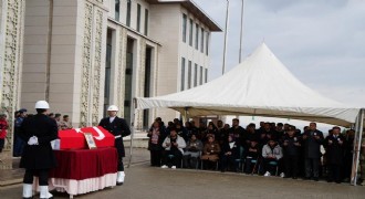 Trafik Polisi Sadık Çalar dualarla uğurlandı
