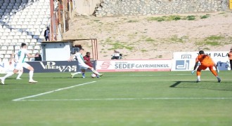 Trendyol 1. Lig: Bandırmaspor: 0 - Serikspor: 3