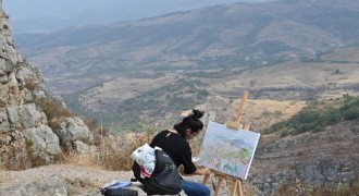 Türk Dünyası Kadın Ressamları Şuşa'da buluştu