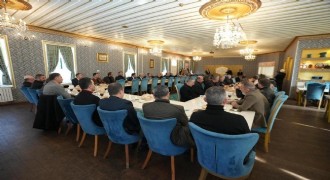 Yurdagül, Ülkü Ocakları başkanları ile bir araya geldi